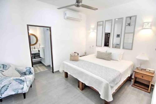 Bucerías Apartamento | LAS VUELTAS - 2 Minutes to Beach w/Pool, Patio & Grill