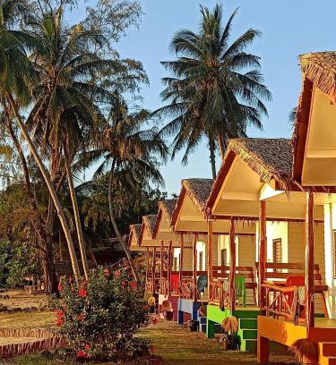 Baan Tai Complejo | Last Hammock Beach Resort