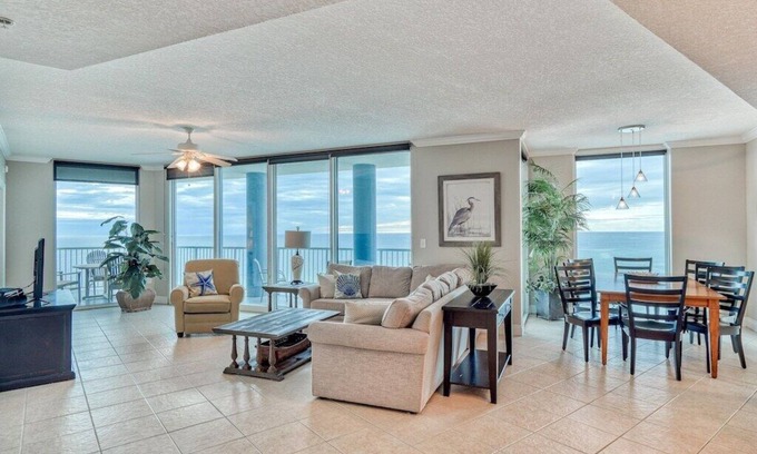 West Panama City Beach Complejo | ¡UNIDAD DE ESQUINA DEL FIN DEL OESTE MAGNÍFICO EN PALAZZO! 3BD / 3BA ~ Abierto del 12 al 16 de mayo! $ 199 / NT !!