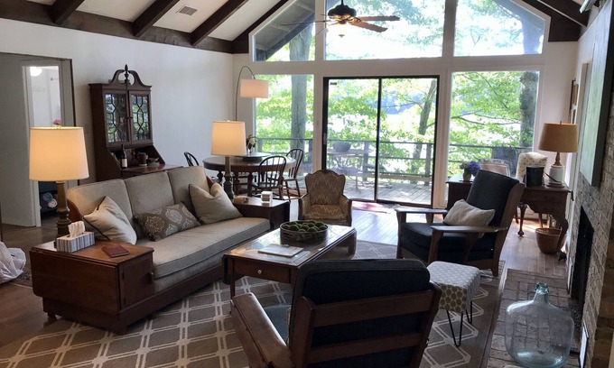 Andersonville Casa | "Last Resort" on Norris Lake, 3BR, 3BA, Andersonville, TN Home