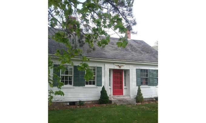 Searsport Casa | Latham Blueberry Farm for 2 guests or more