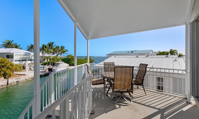 Cutthroat Harbor Estates Casa | Latitude Adjustment #598, Canal front-Ocean Views