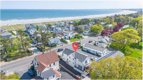 Pine Point Casa | Latitude Adjustment Walk to Beach & Dining