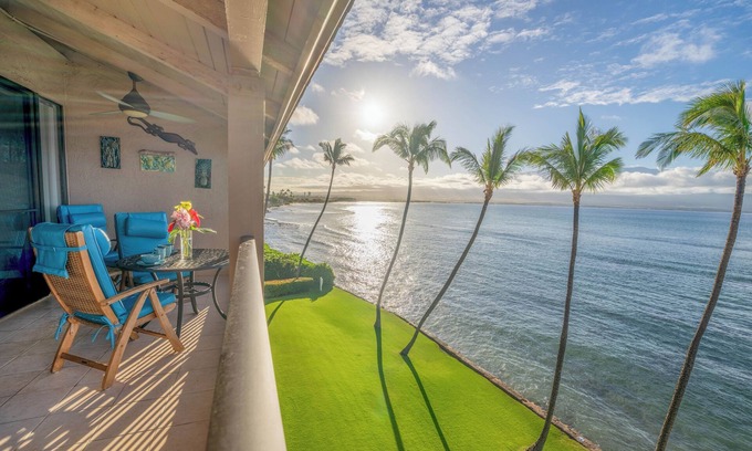 Maalaea Condominio | Maui RESEÑAS DE 5 ESTRELLAS Hermosa remodelación del frente del océano A / C Sala de estar * Lauloa 409 *