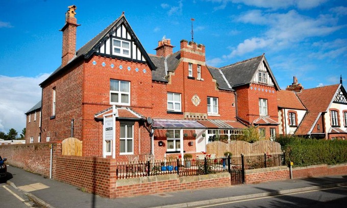 Whitby Casa | Launceston Villa
