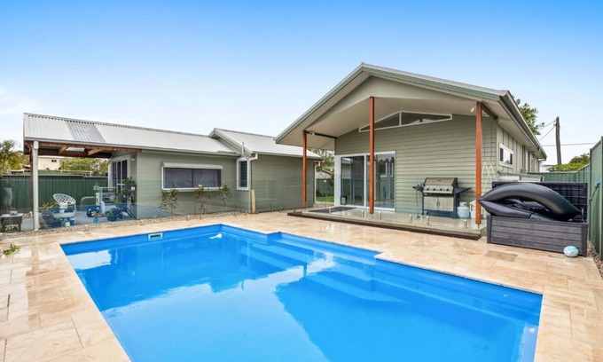 Sawtell Casa | Laura's Beach Cottage