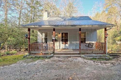 Helen Casa | Laurel Creek