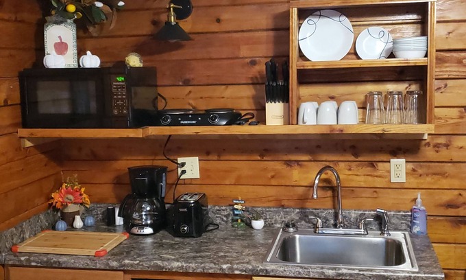 Jones Mills Cabina | Laurel Highland Resort Retreat
