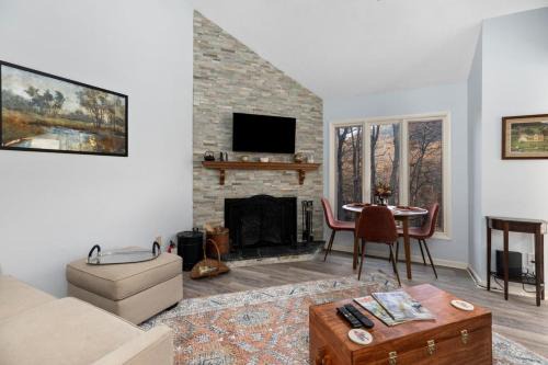 Wintergreen Casa | Laurelwood 43 with Wintergreen Advantage
