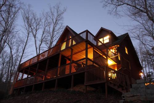 Lake Lure Casa | Laurelwood Lodge at Lake Lure, NC - Sleeps 12