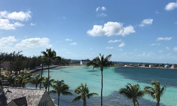 Governor's Harbour Casa | Lavender Beach House 2 Bedroom Home