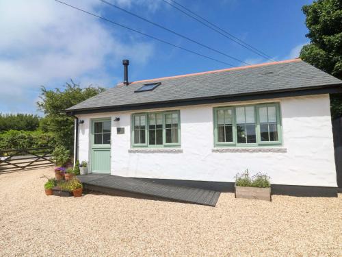 Mabe Casa | Lavender Cottage