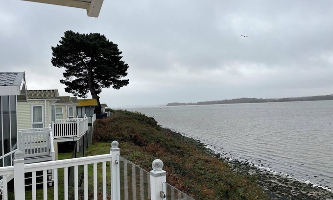 Hamworthy Casa | Lavender super front row sea view caravan at Rockley Park, Poole Harbour, Dorset