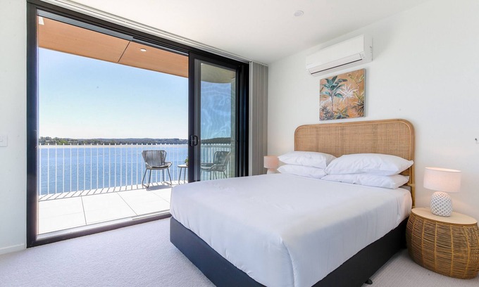 Batemans Bay Apartamento | Lavish Coastal 2-Bed with Stunning Ocean Views