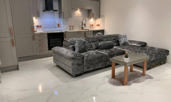 Bury St Edmunds Apartamento | Lavish, The Marble Apartment