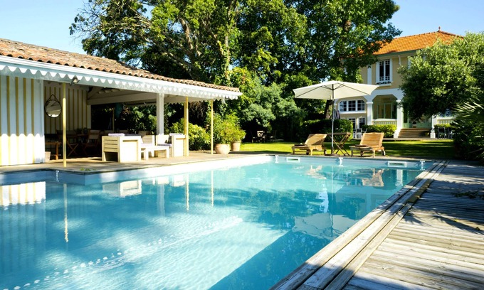 Claouey Villa | Hermosa villa con piscina frente a la bahía de Arcachón
