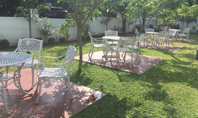 Anuradhapura Hotel | Lavonka Tourist Rest