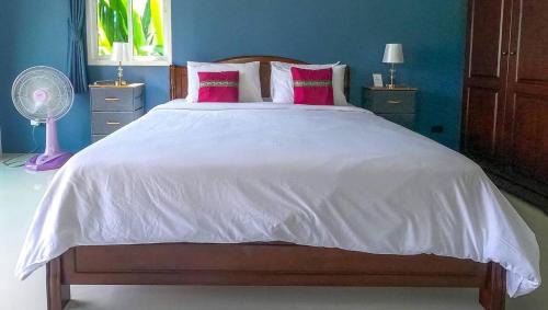 Nong Thale Casa | Lay Back Villa C1 with kitchen & High Speed Internet