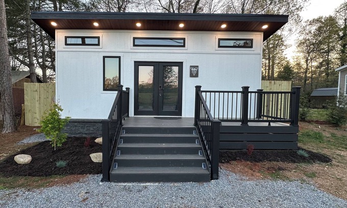 Marion Casa | Layla Haus-Tiny Home W/Private Yard ~ Pet Friendly