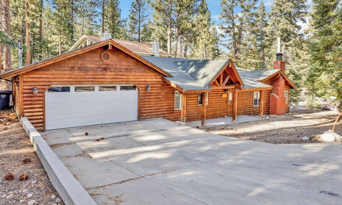 Upper Moonridge Casa | Lazy Bear Lodge #1235