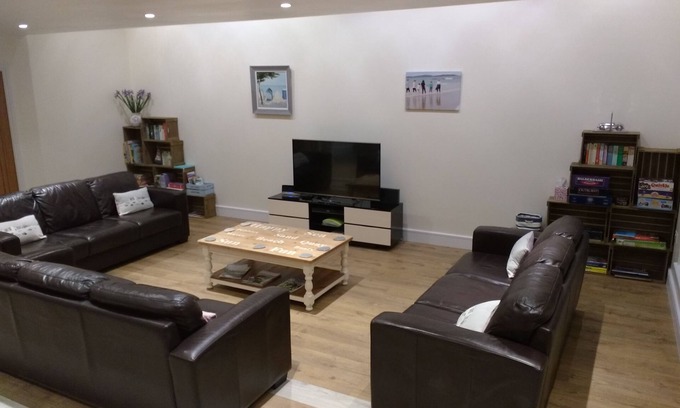 Mudeford Cabaña | 'Lazy Days', a luxurious property centrally located in Mudeford