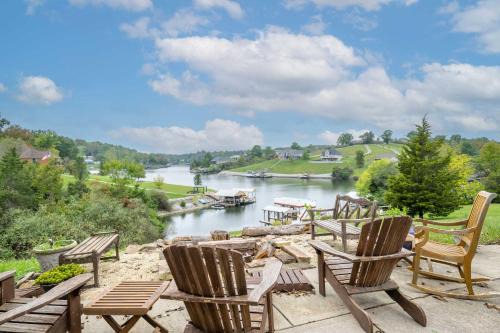 Williamstown Casa | Lazy Days Waterfront for 12