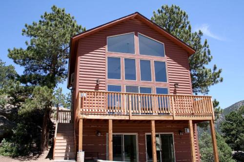 Estes Park Casa | Lazy R Cottages- 16A cabin