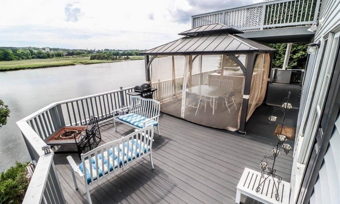 Stratford Apartamento | Lazy River Escape