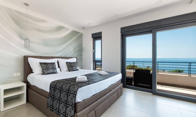 Veliko Brdo Villa | LCT Villa Felicita, charming 4 - bedroom