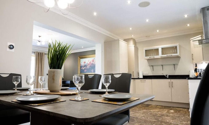 Enniskillen Casa | LE 23 · Escape Ordinary at Castle Hume No.23 ~ Luxury