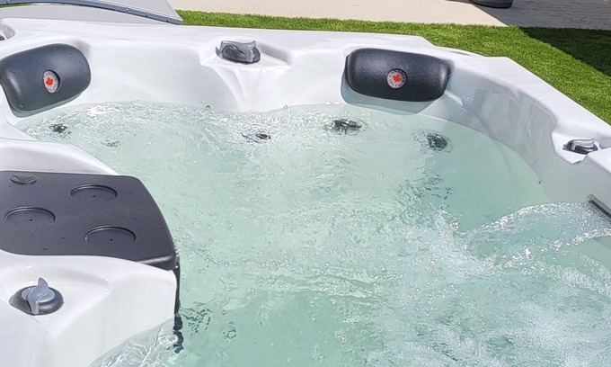 Bouguenais Casa | Le Beluga SPA Bouguenais 5 minutes from Nantes Atlantique airport and Rezé