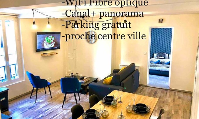 Sens Apartamento | Le Black and Wood, proche centre, parking gratuit.
