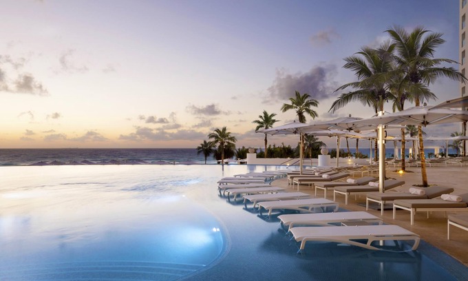 Punta Cancún Complejo | Le Blanc Spa Resort Cancun - Adults Only - All-Inclusive