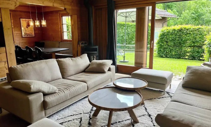 Le Planellet Apartamento | Le Bragalove, cocoon with garden at Mont d'Arbois, close to ski and golf courses