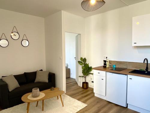 Bourg-l'Eveque Apartamento | Le Breizh -T2 en centre ville