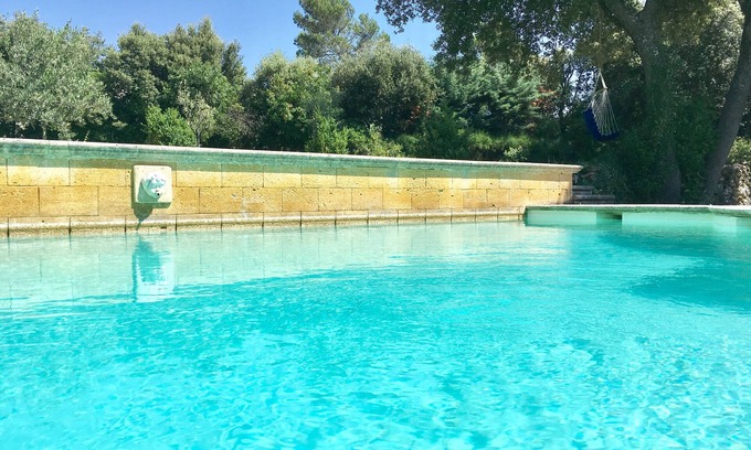 Saint-Marc-Jaumegarde Casa | El Cabanon Sainte Victoire a pocos kilómetros de Aix en Provence
