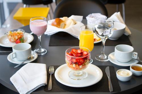 Gloria Hotel | Le CanarD Joinville