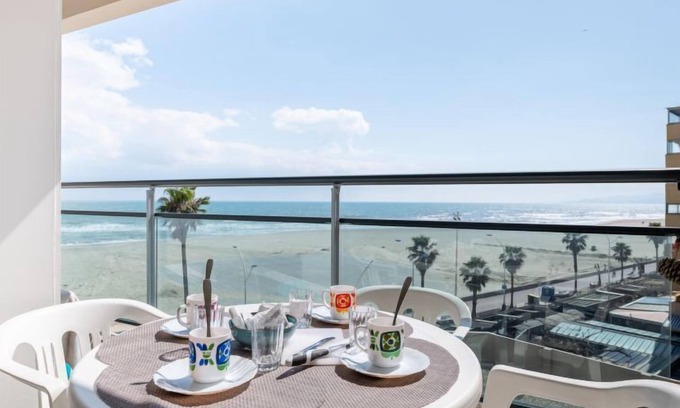 Mediterranee Apartamento | Le Casino by Interhome