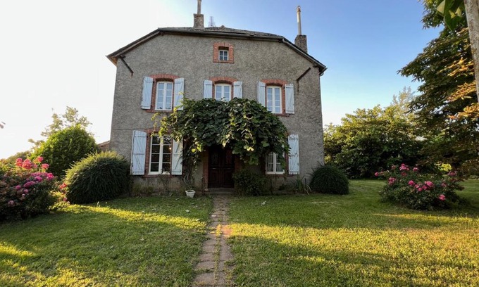 Saint-Julien-Gaulene Casa | Le CASTELOU d'IDA