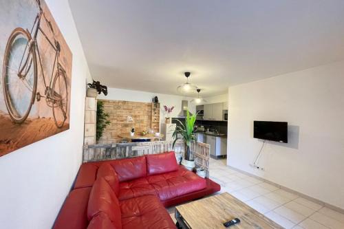 Les Chutes Lavie Apartamento | Le Caviste Proche gare Centre-Ville Wifi-Netflix