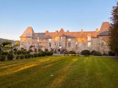 Hebecrevon Casa | Le Château de la Roque Hôtels