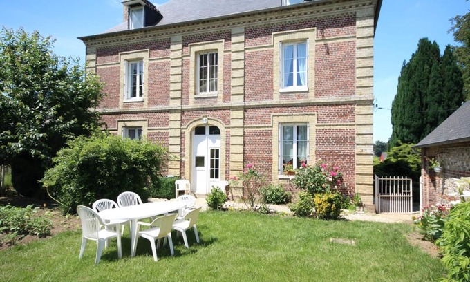 Saint-Pierre-Benouville Casa | Le Château - ST PIERRE BENOUVILLE