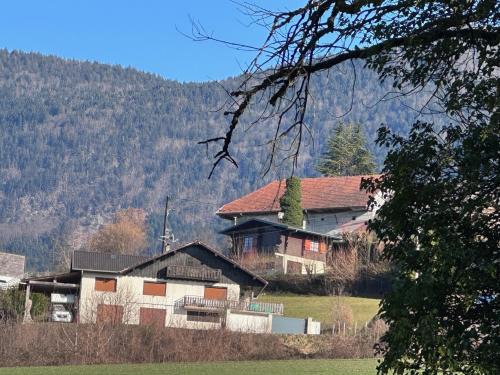 Saint-Offenge-Dessous Cama Y Desayuno | Le chalet st hubert