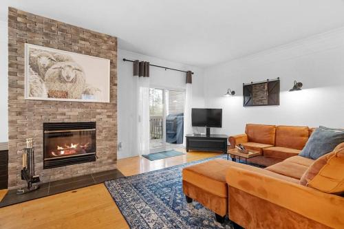 Mont-Tremblant Casa | Le Champetre Tremblant 2bdrs Condo W Fireplace