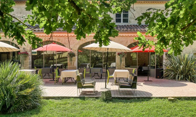 Saint-Jean-le-Comtal Casa | Le Chateau de Camille