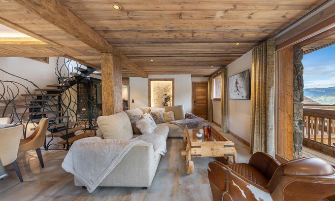 Le Raffort Chalet De Esquí | Le Cheval Blanc Luxe, skis aux pieds, jacuzzi, hammam, salle de cinéma