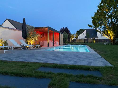 Larcay Casa | Le cheval bleu