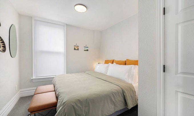 Curtis Park Casa | Le Chic MiniMansion: RiNo | Office | Patio & BBQ