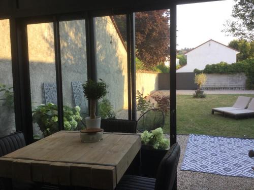 La Tour-du-Pin Cama Y Desayuno | Le Clos de la tour