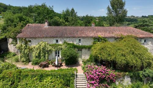 Lusignan-Petit Cama Y Desayuno | Le Clos de Lusignan